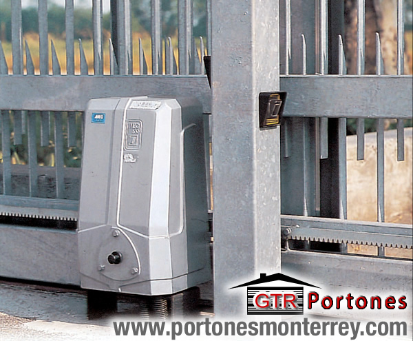 Merik Mec 200 Trifasico de 1.5 HP – Motor de Cremallera para puertas corredizas